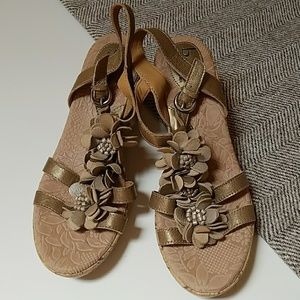 B.o.c Sandal wedges size 11
